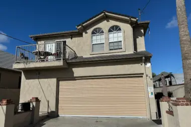 The facilities at Fred Brown Recovery Services - Women's House in Los Angeles, CA 3